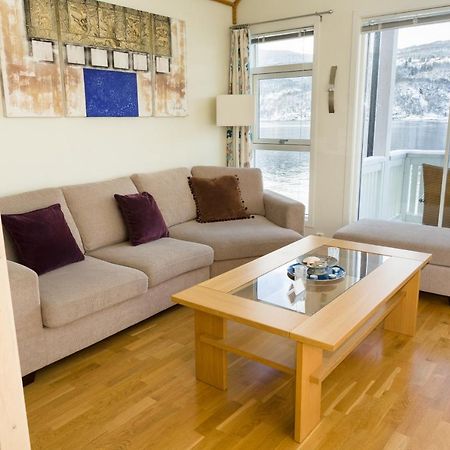 Tjeldsundbrua Maritim Villa Evenskjer Buitenkant foto