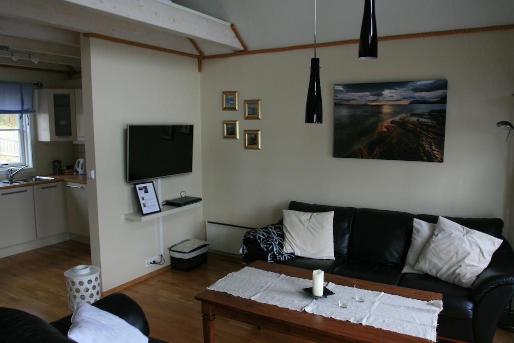 Tjeldsundbrua Maritim Villa Evenskjer Kamer foto