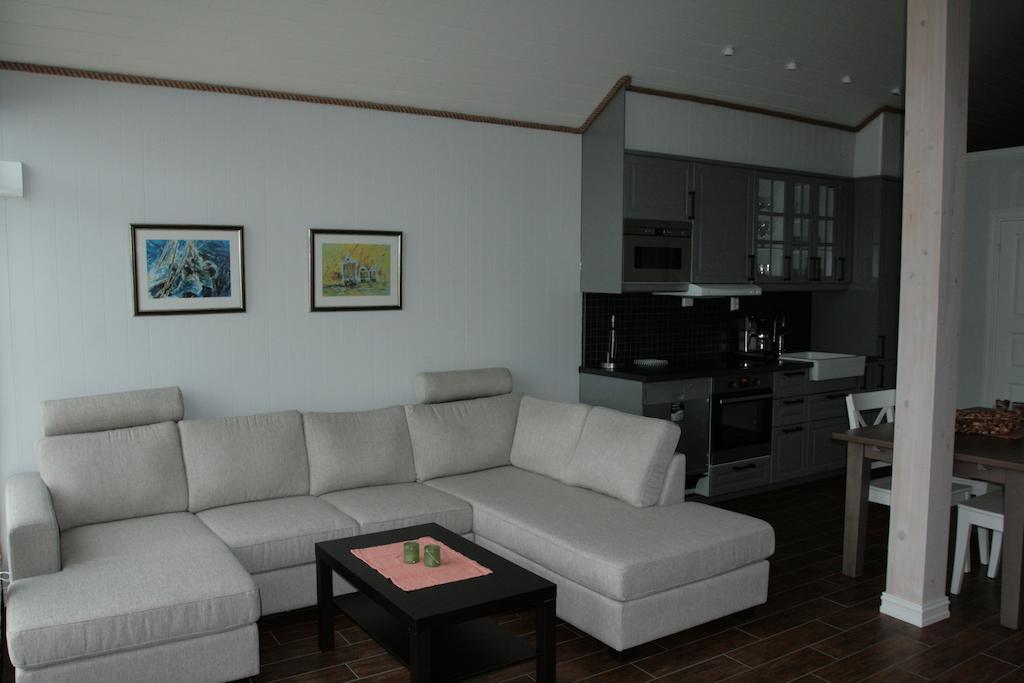 Tjeldsundbrua Maritim Villa Evenskjer Kamer foto